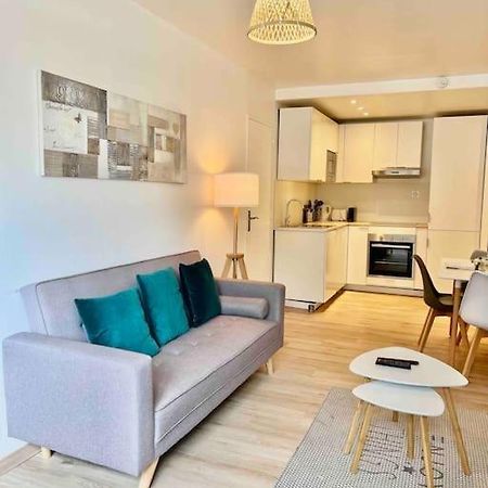 Apartament Le Genevois - Parking Gratuit Annemasse Zewnętrze zdjęcie